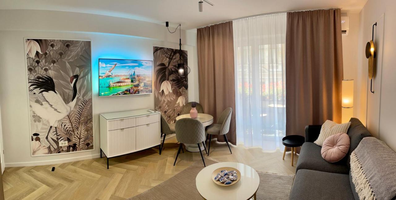 Jeny Boutique Apartment Târgu-Mureş Exterior foto